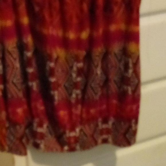 Multi Color Top - Picture 2 of 2